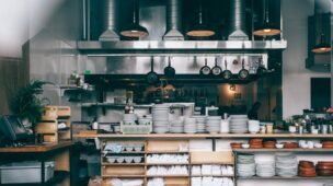 Qual o melhor fogão industrial 6 bocas com forno