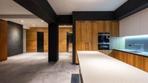 Como limpar microondas por dentro queimado